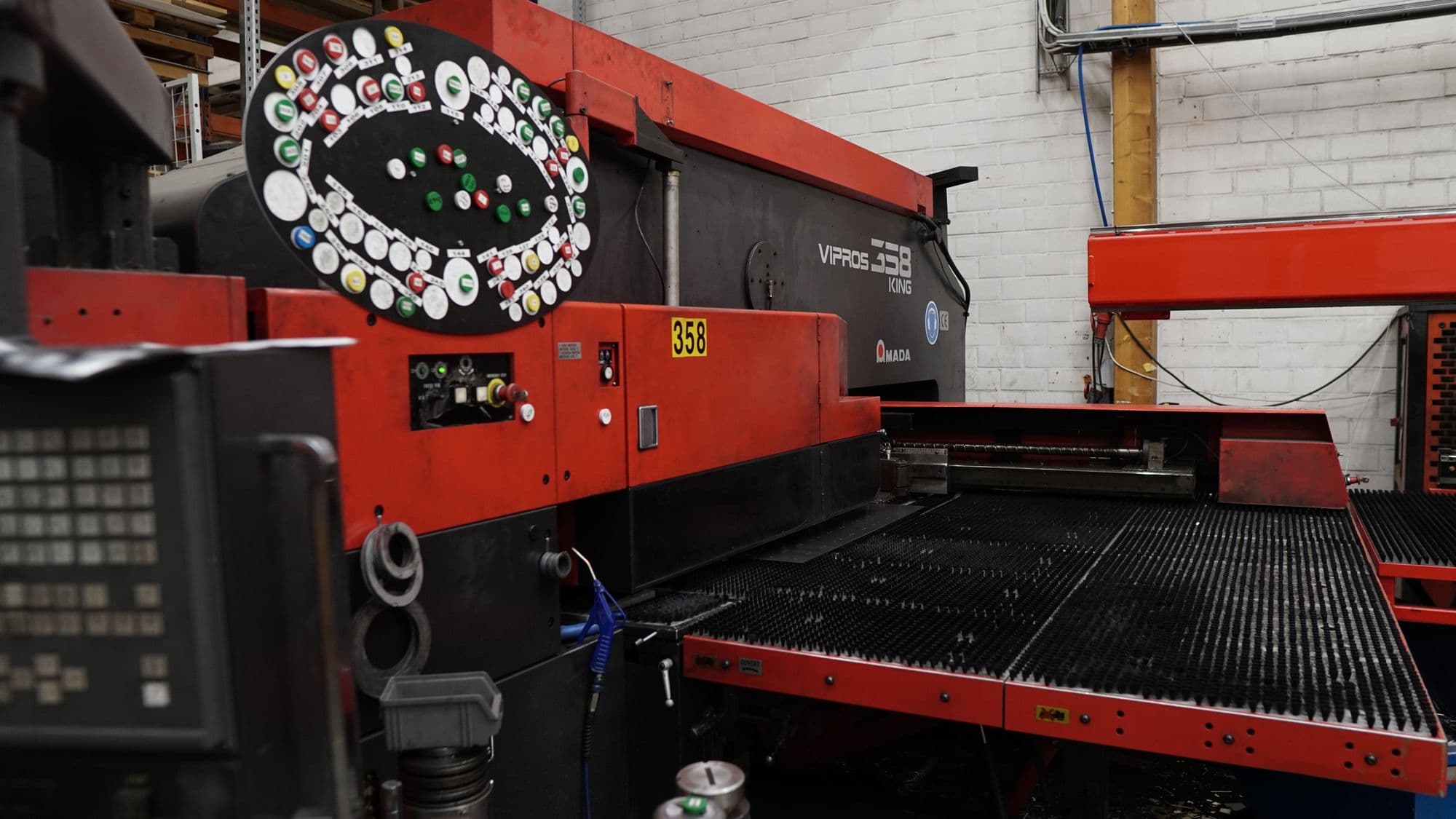 Amada Vipros 358 King sheet metal working centre